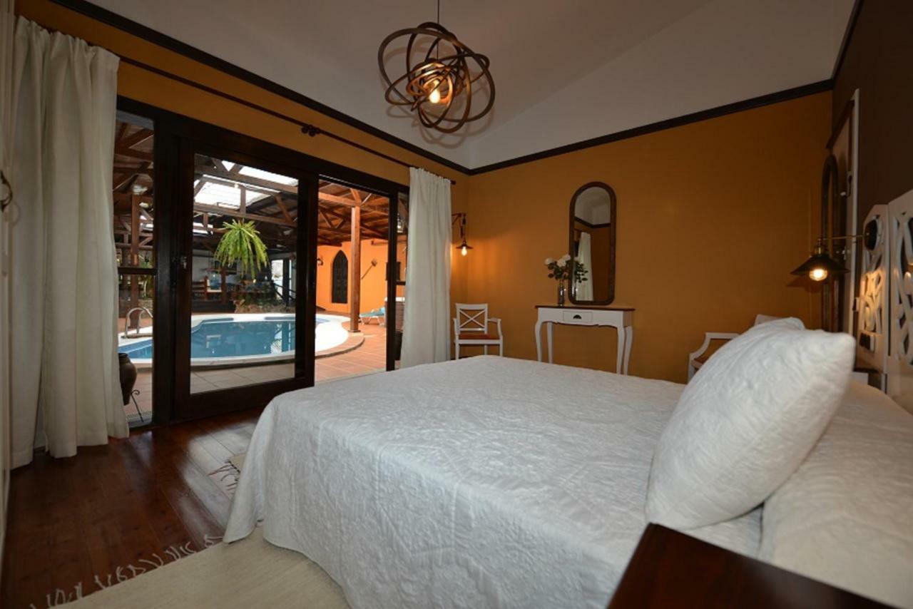 Villa Spa Las Tinajas Triquivijate Kültér fotó