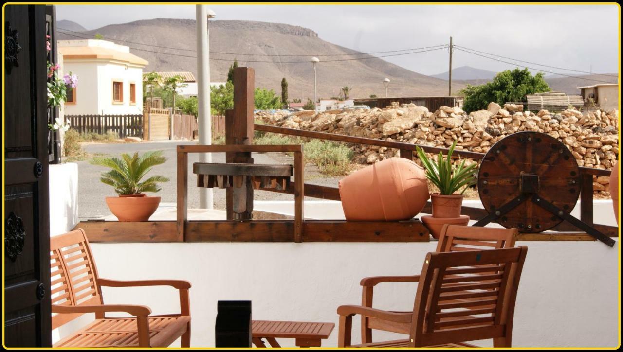 Villa Spa Las Tinajas Triquivijate Kültér fotó